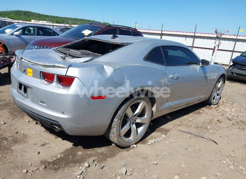 Photo 4 of 2010 Chevrolet Camaro 2LT (VIN 2G1FG1EV4A9143369)