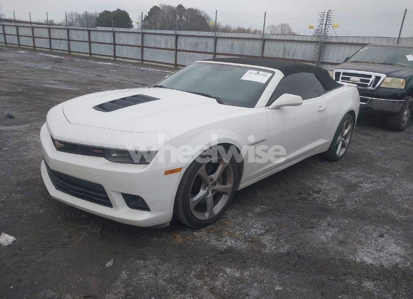 Photo 2 of 2015 Chevrolet Camaro 1SS (VIN 2G1FH3DJ3F9258138)