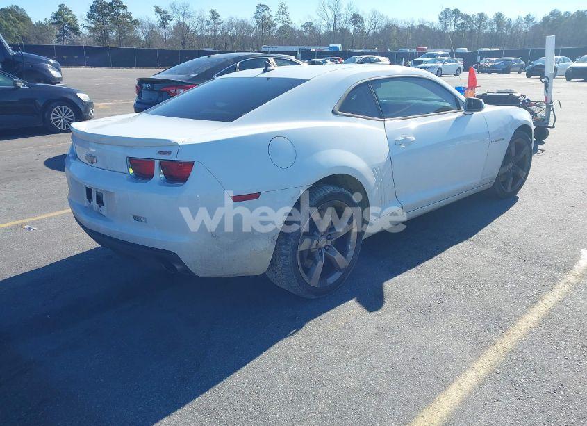 Photo 4 of 2011 Chevrolet Camaro 1SS (VIN 2G1FJ1EJ0B9144860)
