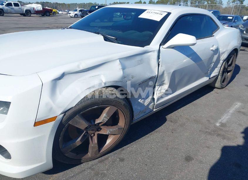 Photo 6 of 2011 Chevrolet Camaro 1SS (VIN 2G1FJ1EJ0B9144860)