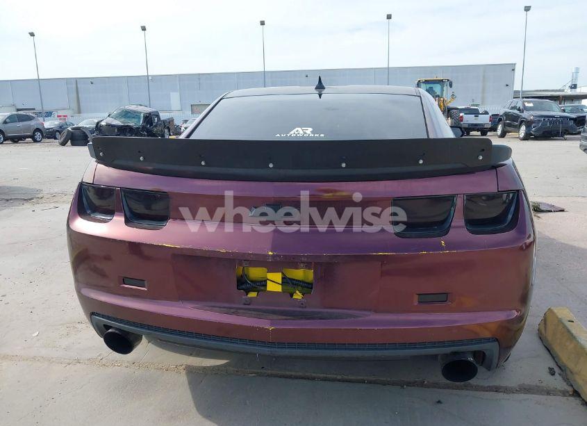 Photo 17 of 2010 Chevrolet Camaro 1SS (VIN 2G1FJ1EJ5A9198847)