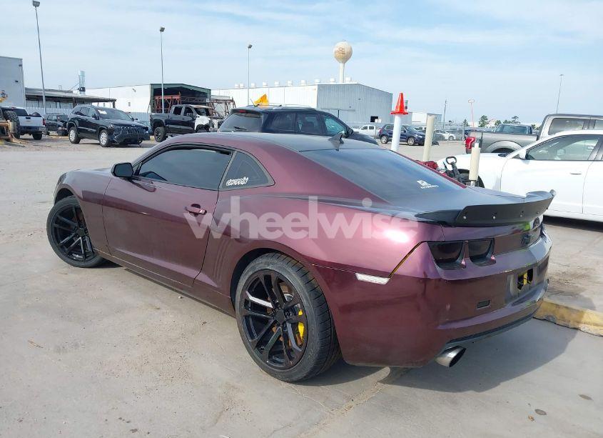 Photo 3 of 2010 Chevrolet Camaro 1SS (VIN 2G1FJ1EJ5A9198847)