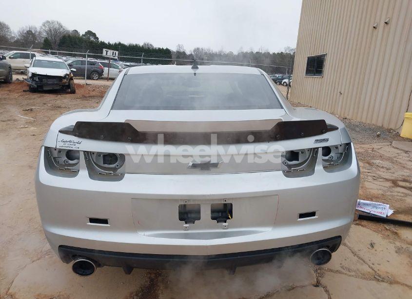 Photo 16 of 2011 Chevrolet Camaro 1SS (VIN 2G1FJ1EJ6B9105724)