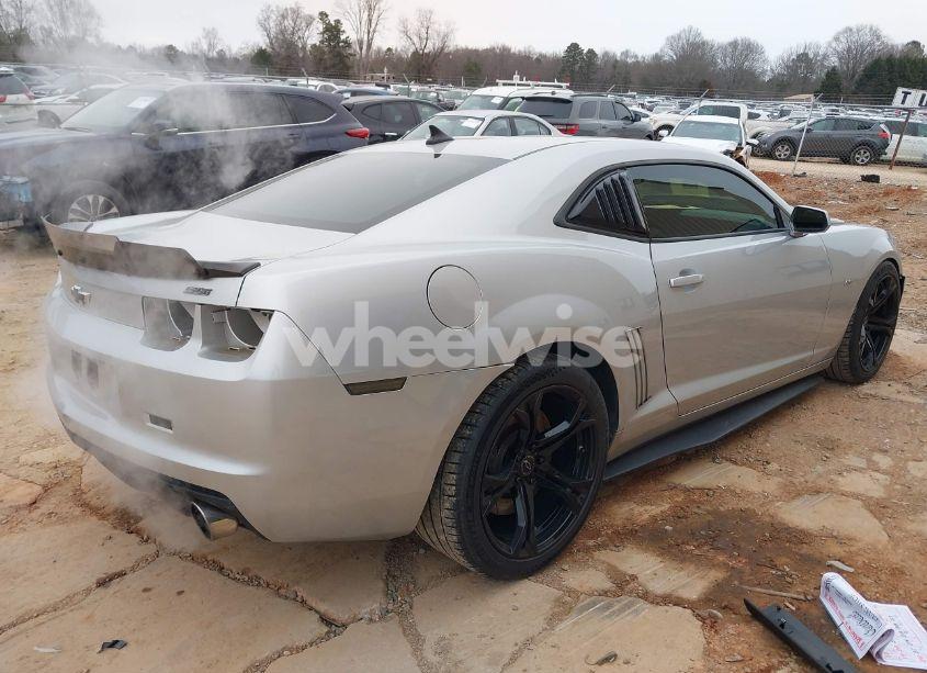 Photo 4 of 2011 Chevrolet Camaro 1SS (VIN 2G1FJ1EJ6B9105724)