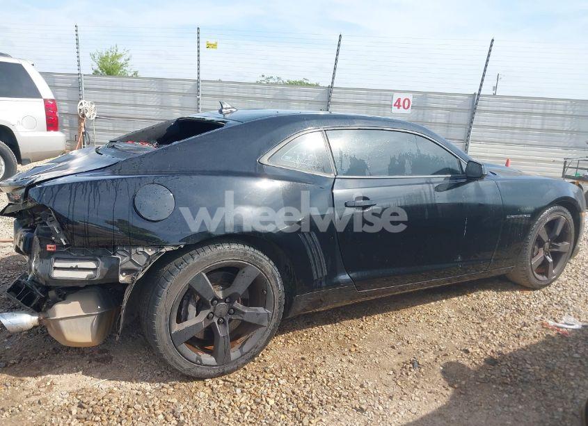 Photo 13 of 2010 Chevrolet Camaro 1SS (VIN 2G1FJ1EJ7A9183816)