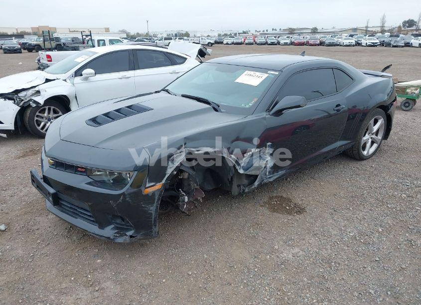 Photo 2 of 2015 Chevrolet Camaro 2SS (VIN 2G1FJ1EW2F9234562)