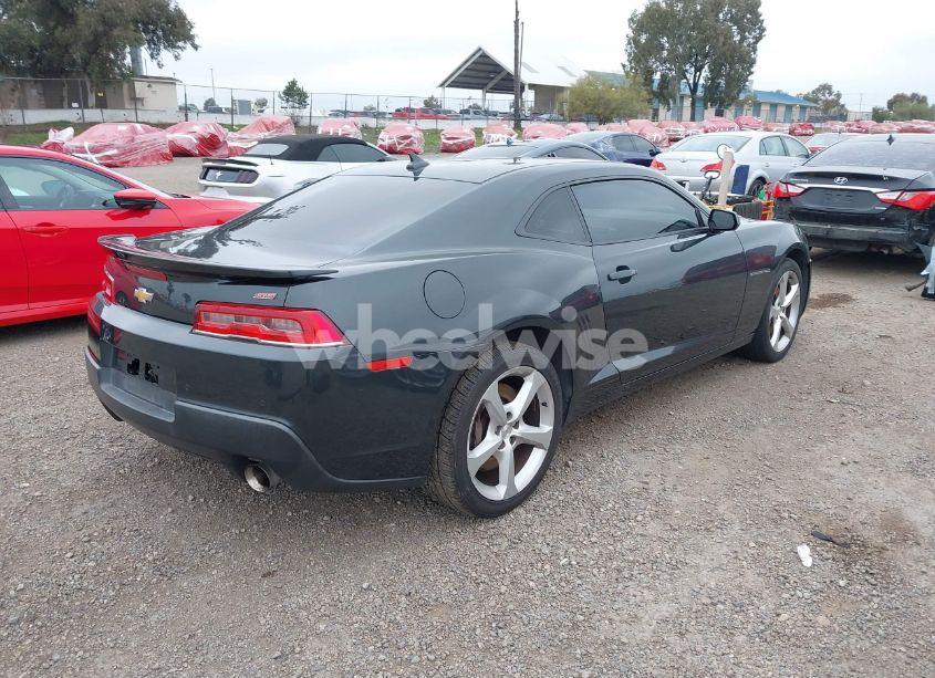Photo 4 of 2015 Chevrolet Camaro 2SS (VIN 2G1FJ1EW2F9234562)