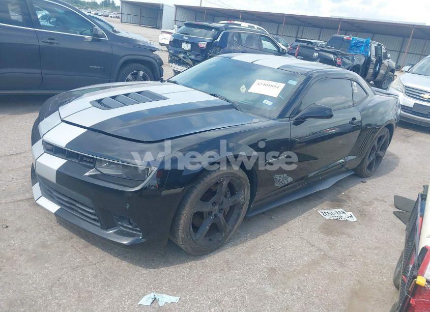 Photo 2 of 2015 Chevrolet Camaro 2SS (VIN 2G1FJ1EW7F9103577)