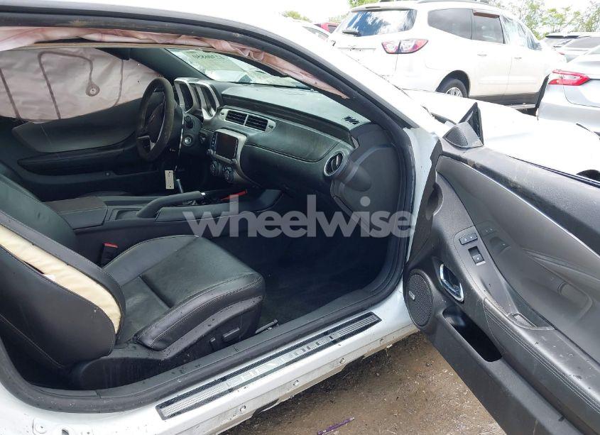 Photo 5 of 2015 Chevrolet Camaro 2SS (VIN 2G1FJ1EW8F9105046)