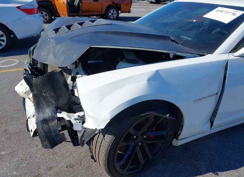 Photo 17 of 2015 Chevrolet Camaro 2SS (VIN 2G1FJ1EW8F9265394)