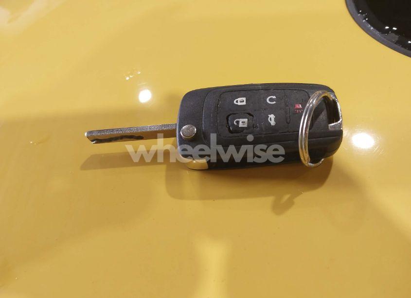 Photo 11 of 2010 Chevrolet Camaro 2SS (VIN 2G1FK1EJ0A9139640)