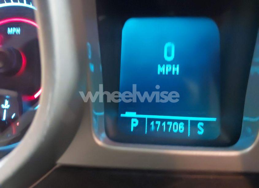 Photo 15 of 2010 Chevrolet Camaro 2SS (VIN 2G1FK1EJ0A9139640)