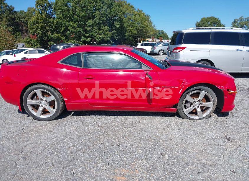 Photo 13 of 2010 Chevrolet Camaro 2SS (VIN 2G1FK1EJ0A9184965)