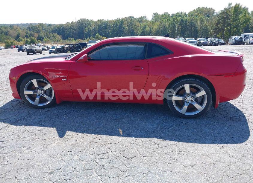 Photo 14 of 2010 Chevrolet Camaro 2SS (VIN 2G1FK1EJ0A9184965)