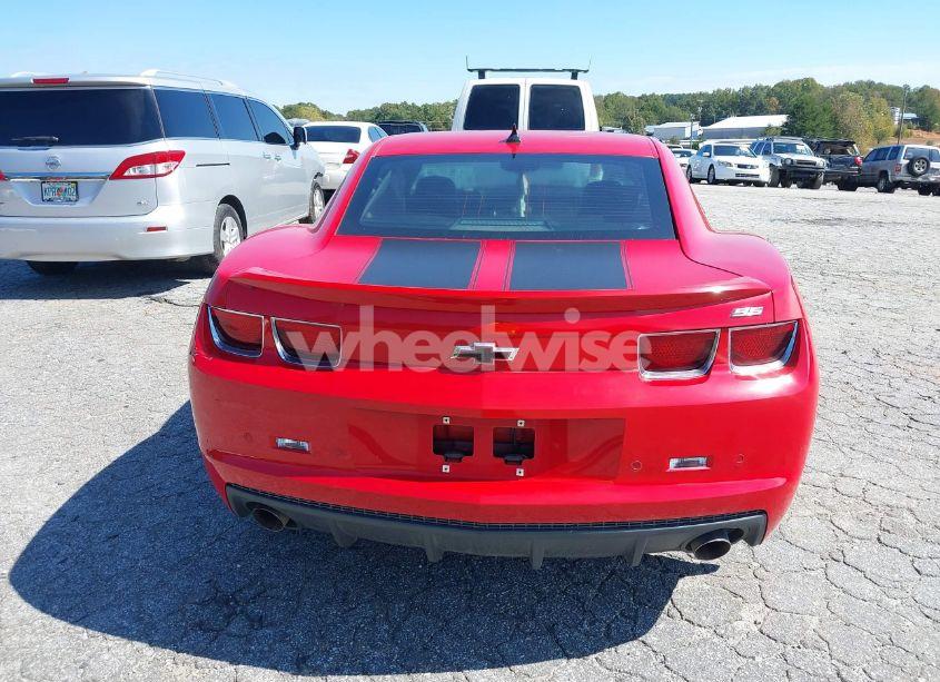 Photo 16 of 2010 Chevrolet Camaro 2SS (VIN 2G1FK1EJ0A9184965)