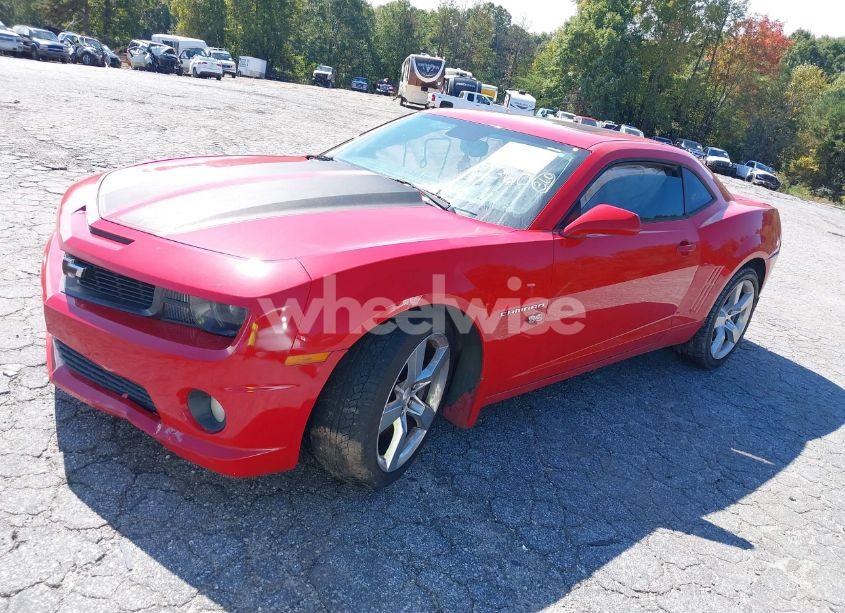 Photo 2 of 2010 Chevrolet Camaro 2SS (VIN 2G1FK1EJ0A9184965)