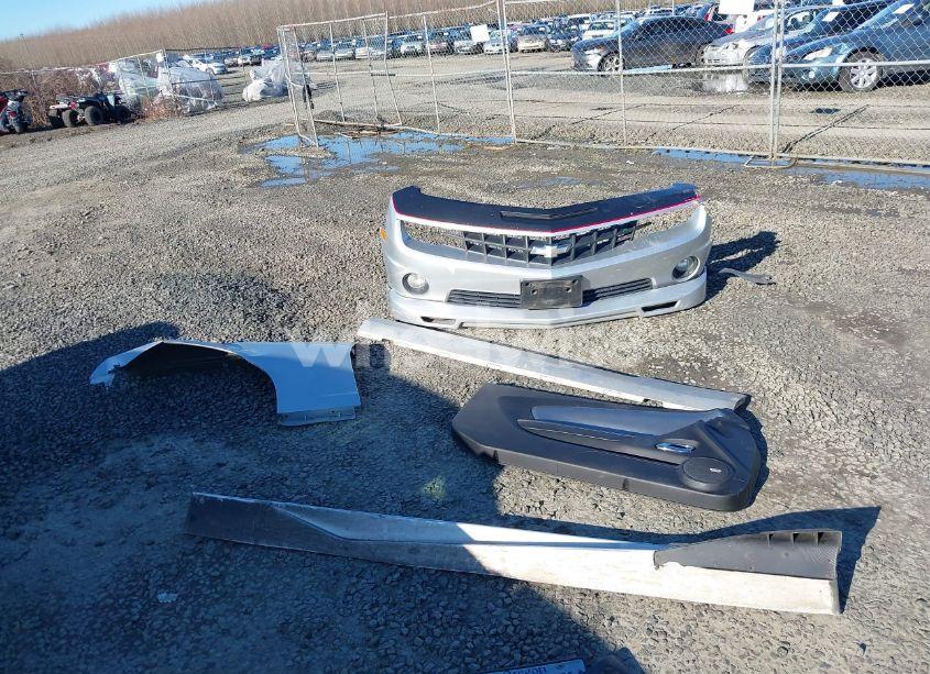 Photo 12 of 2010 Chevrolet Camaro 2SS (VIN 2G1FK1EJ0A9190524)