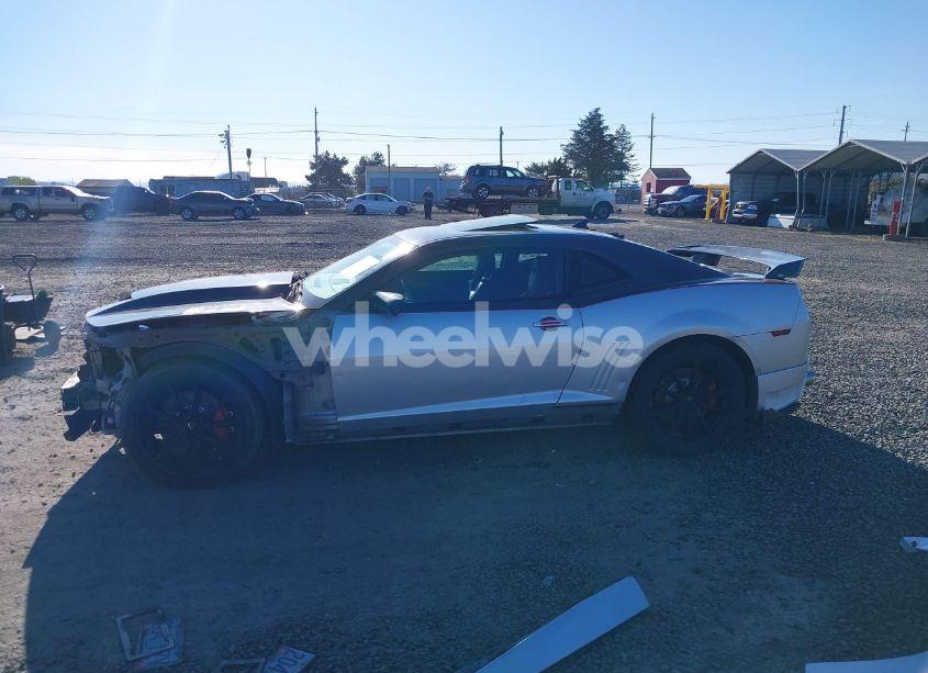 Photo 15 of 2010 Chevrolet Camaro 2SS (VIN 2G1FK1EJ0A9190524)