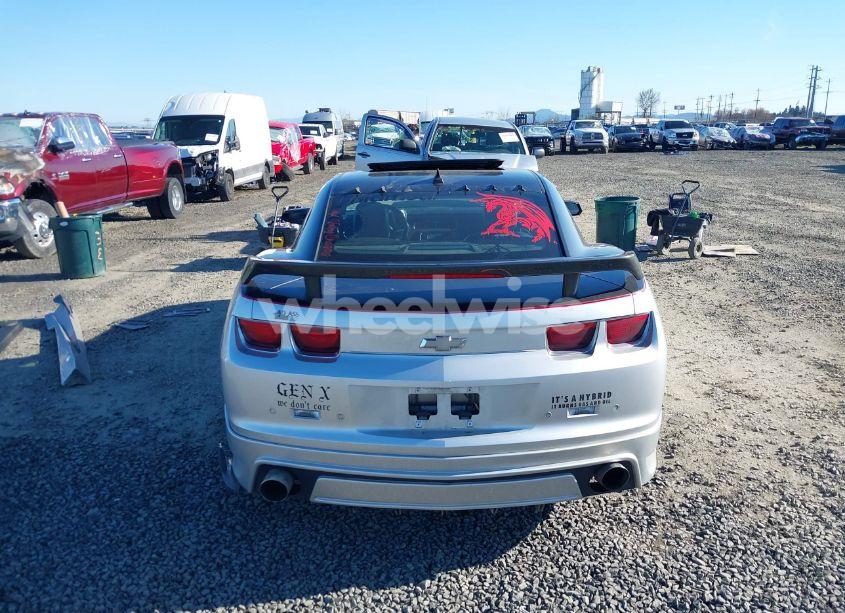 Photo 17 of 2010 Chevrolet Camaro 2SS (VIN 2G1FK1EJ0A9190524)