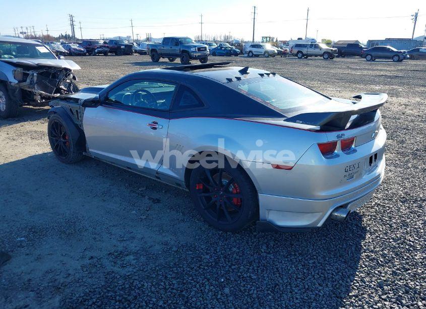 Photo 3 of 2010 Chevrolet Camaro 2SS (VIN 2G1FK1EJ0A9190524)