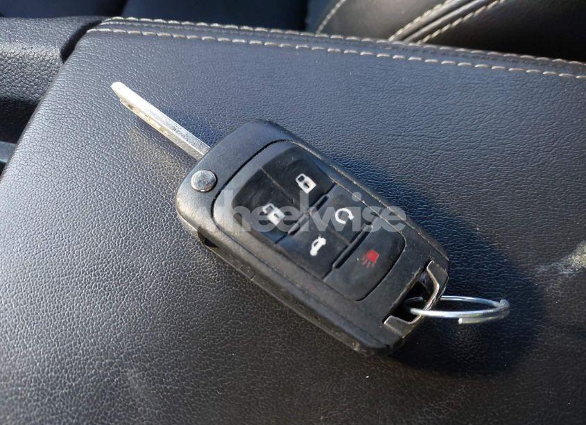 Photo 11 of 2011 Chevrolet Camaro 2SS (VIN 2G1FK1EJ1B9124811)