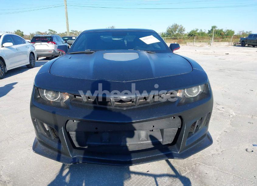 Photo 12 of 2011 Chevrolet Camaro 2SS (VIN 2G1FK1EJ1B9124811)