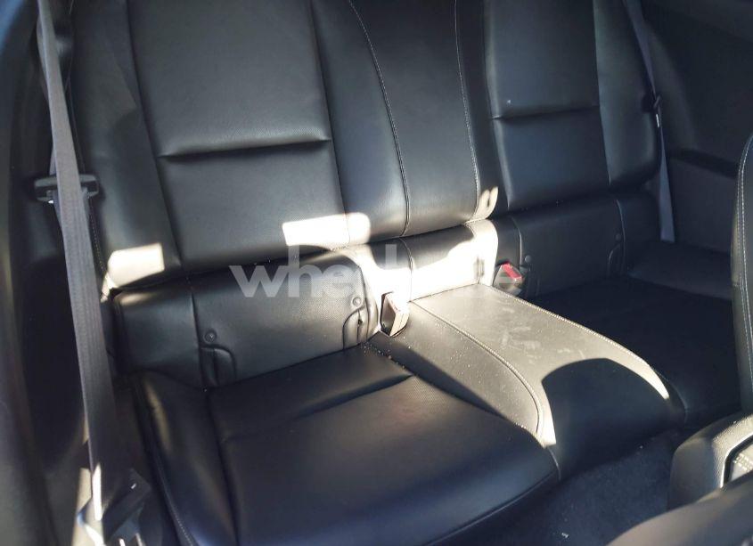 Photo 8 of 2011 Chevrolet Camaro 2SS (VIN 2G1FK1EJ1B9124811)