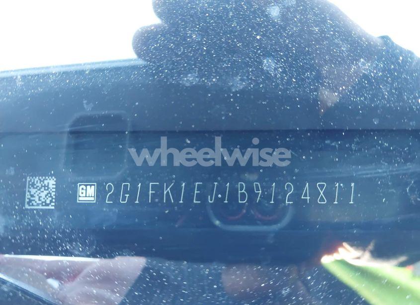 Photo 9 of 2011 Chevrolet Camaro 2SS (VIN 2G1FK1EJ1B9124811)