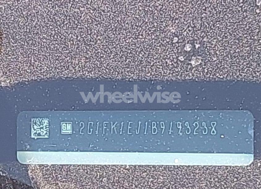 Photo 9 of 2011 Chevrolet Camaro 2SS (VIN 2G1FK1EJ1B9193238)