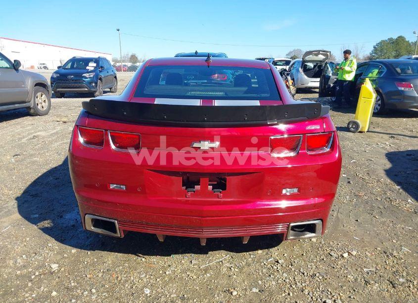 Photo 16 of 2011 Chevrolet Camaro 2SS (VIN 2G1FK1EJ2B9156652)