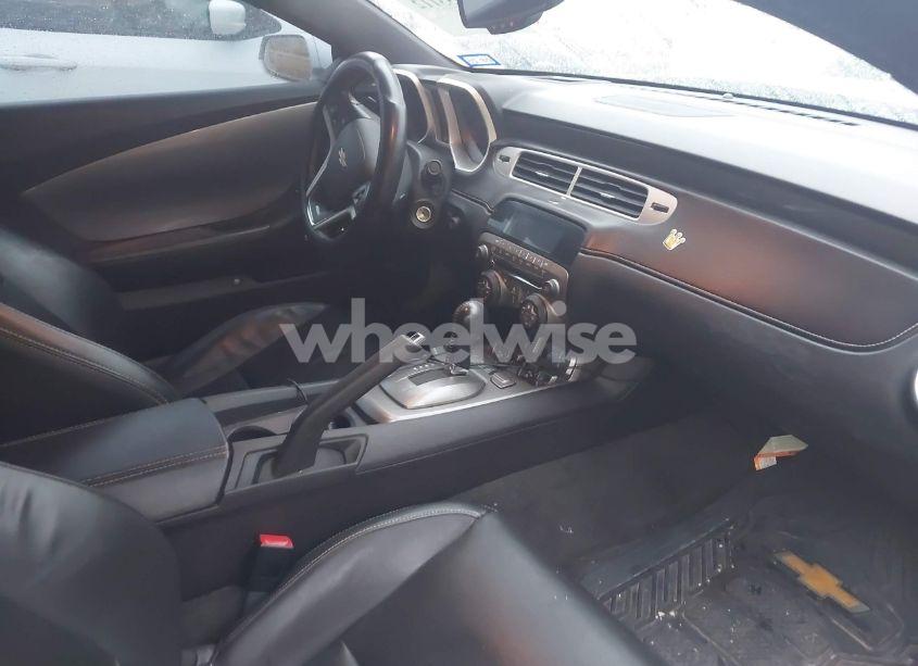 Photo 5 of 2012 Chevrolet Camaro 2SS (VIN 2G1FK1EJ2C9187420)