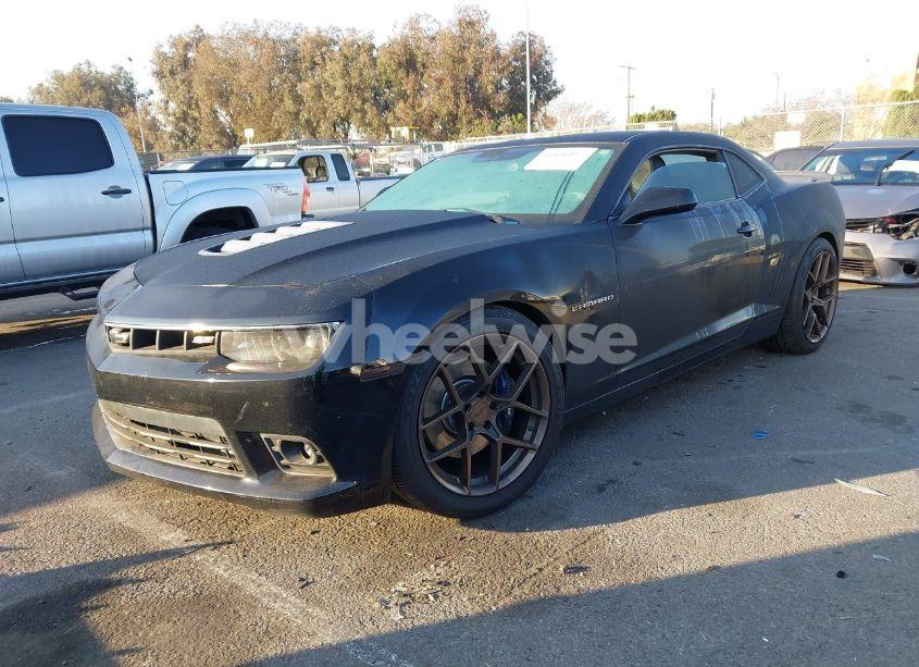 Photo 2 of 2014 Chevrolet Camaro 2SS (VIN 2G1FK1EJ2E9184617)