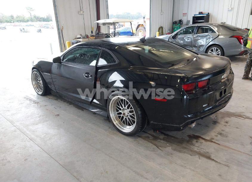 Photo 3 of 2010 Chevrolet Camaro 2SS (VIN 2G1FK1EJ3A9163818)