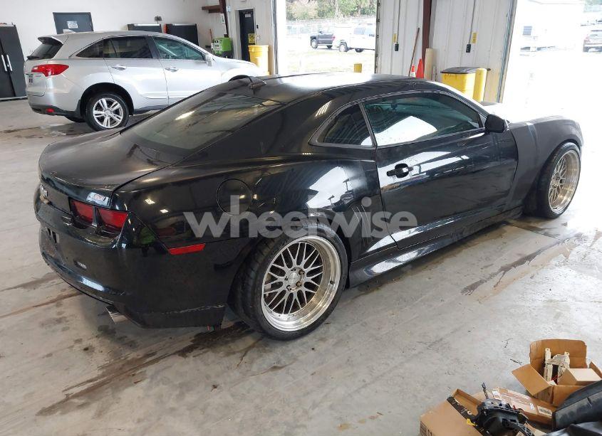 Photo 4 of 2010 Chevrolet Camaro 2SS (VIN 2G1FK1EJ3A9163818)