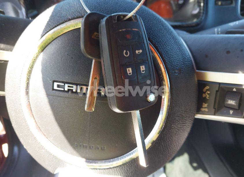 Photo 11 of 2011 Chevrolet Camaro 2SS (VIN 2G1FK1EJ3B9213621)