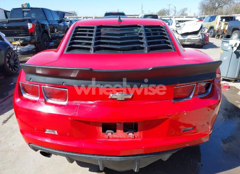 Photo 18 of 2011 Chevrolet Camaro 2SS (VIN 2G1FK1EJ3B9213621)