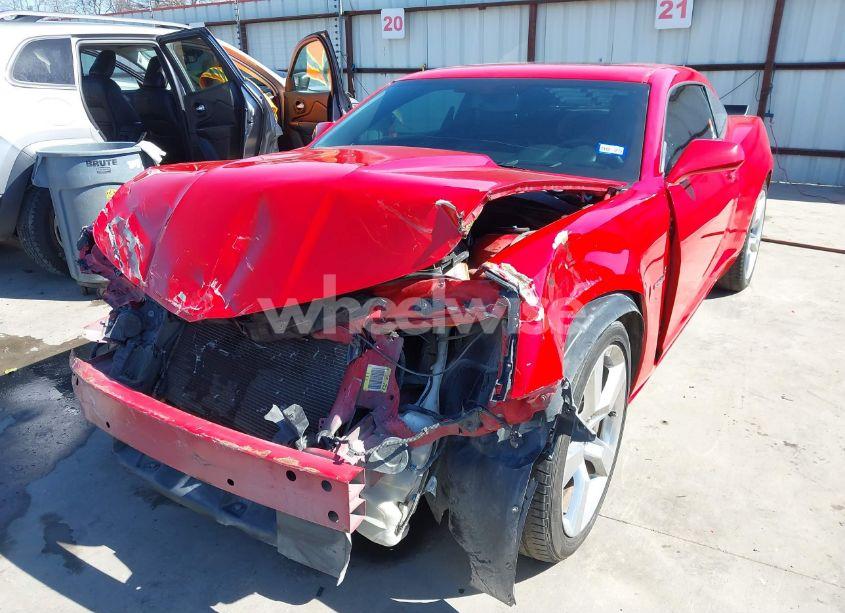 Photo 2 of 2011 Chevrolet Camaro 2SS (VIN 2G1FK1EJ3B9213621)