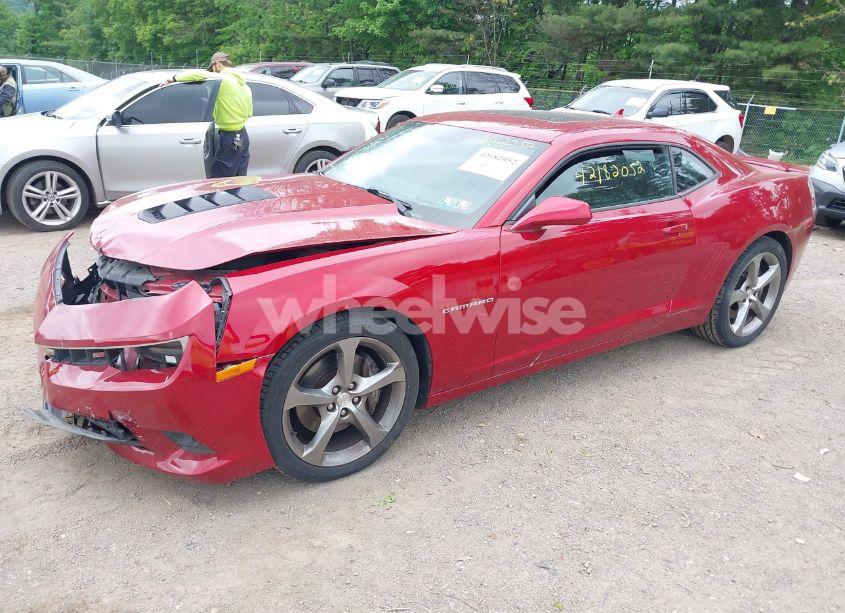 Photo 2 of 2014 Chevrolet Camaro 2SS (VIN 2G1FK1EJ4E9287537)