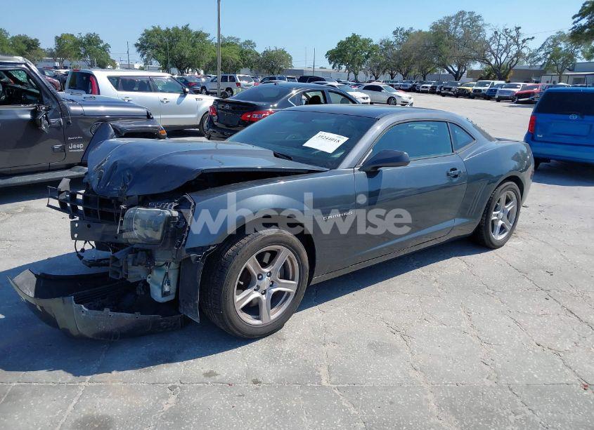 Photo 2 of 2010 Chevrolet Camaro 2SS (VIN 2G1FK1EJ5A9176800)