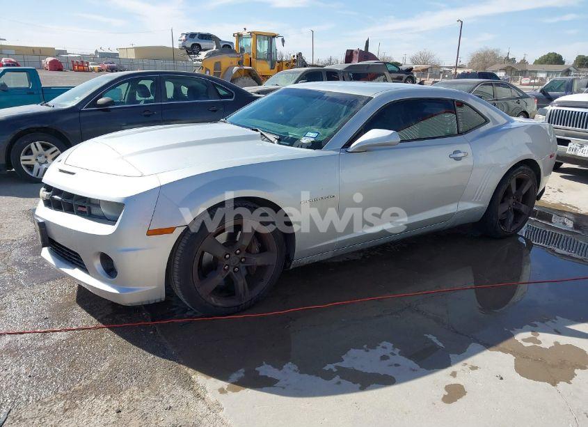 Photo 2 of 2011 Chevrolet Camaro 2SS (VIN 2G1FK1EJ5B9150294)