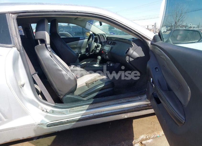 Photo 5 of 2011 Chevrolet Camaro 2SS (VIN 2G1FK1EJ5B9150294)