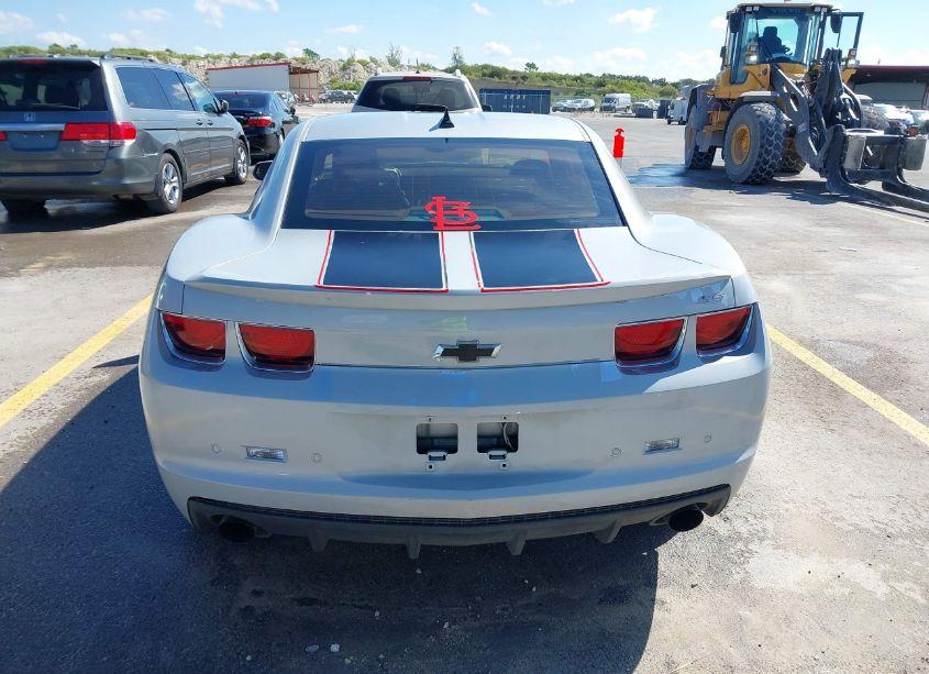 Photo 16 of 2010 Chevrolet Camaro 2SS (VIN 2G1FK1EJ6A9201767)