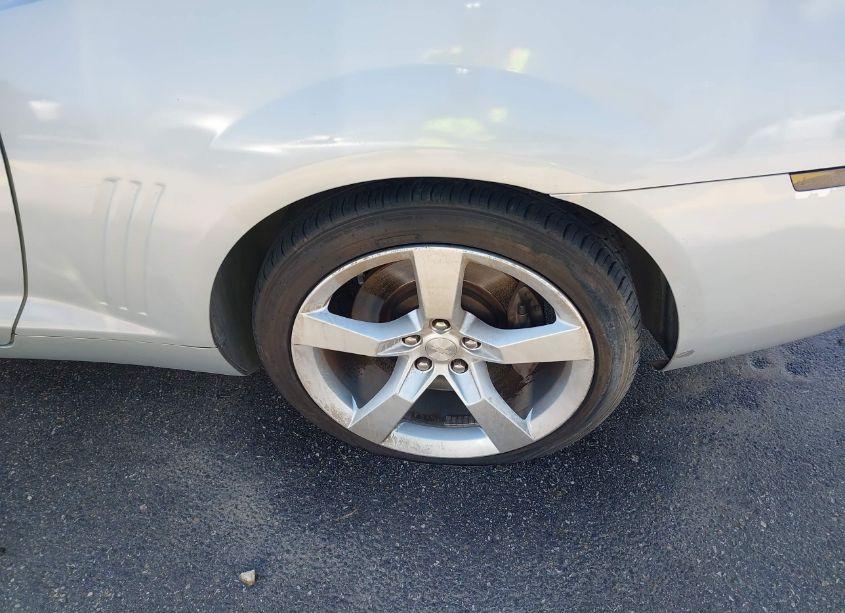 Photo 17 of 2010 Chevrolet Camaro 2SS (VIN 2G1FK1EJ6A9201767)