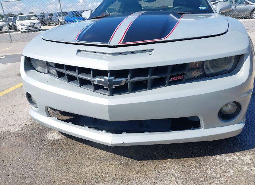 Photo 19 of 2010 Chevrolet Camaro 2SS (VIN 2G1FK1EJ6A9201767)