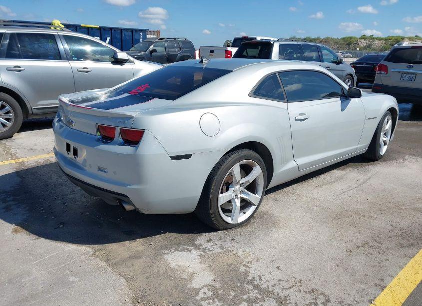 Photo 4 of 2010 Chevrolet Camaro 2SS (VIN 2G1FK1EJ6A9201767)
