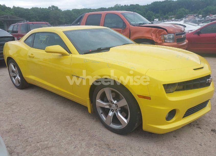 2011 Chevrolet Camaro 2SS (VIN 2G1FK1EJ6B9190044) main photo