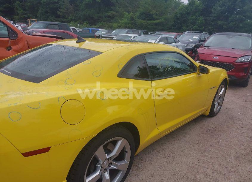 Photo 19 of 2011 Chevrolet Camaro 2SS (VIN 2G1FK1EJ6B9190044)