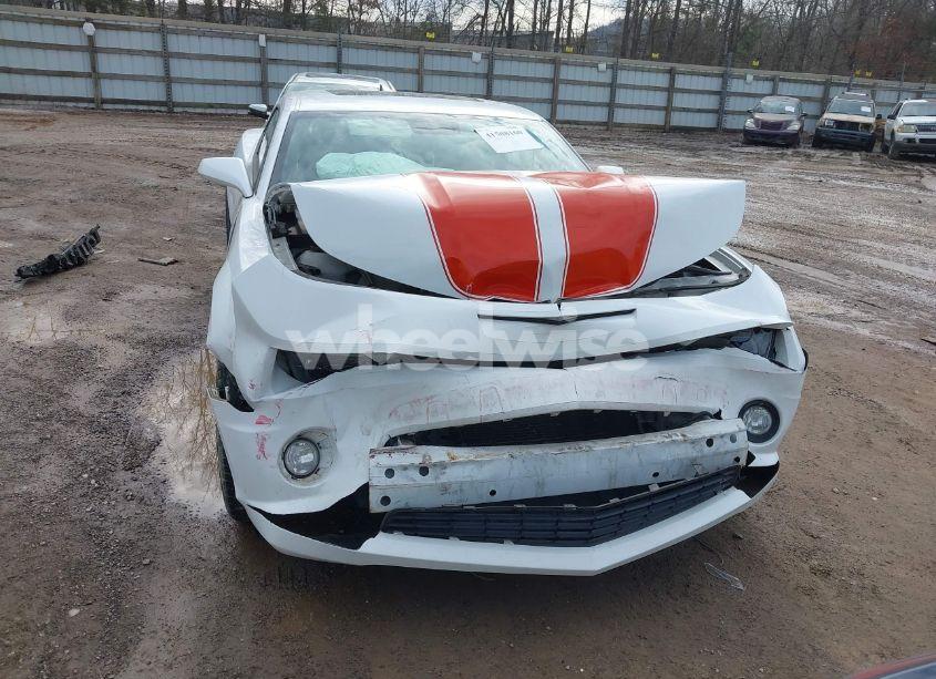 Photo 12 of 2011 Chevrolet Camaro 2SS (VIN 2G1FK1EJ8B9127186)