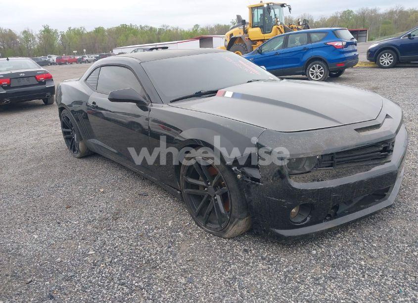 2010 Chevrolet Camaro 2SS (VIN 2G1FK1EJ9A9137692) main photo