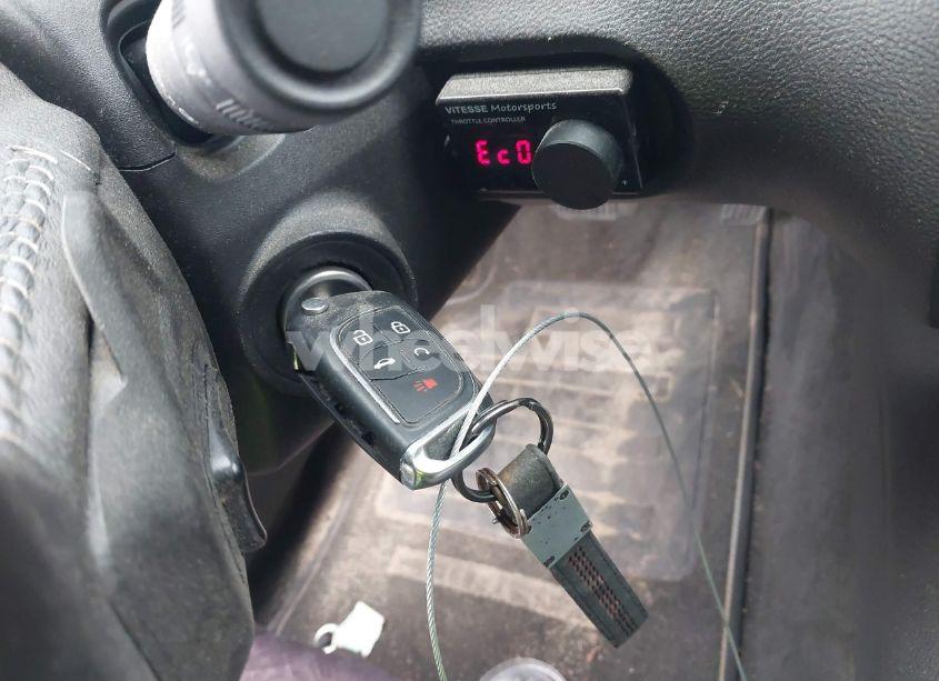 Photo 11 of 2010 Chevrolet Camaro 2SS (VIN 2G1FK1EJ9A9137692)